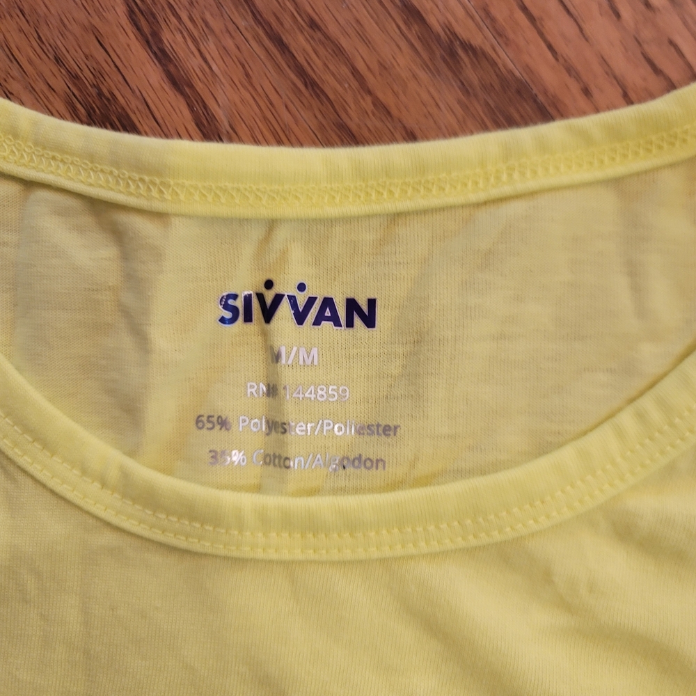 Sivvan Under-Scrub Long Sleeve Lemon Yellow T Shirt Cotton Poly Blend Like NEW - Picture 4 of 6